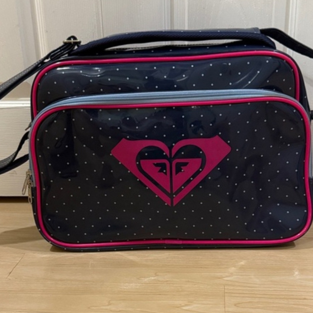 Roxy Dark Blue and Pink Travel Bag